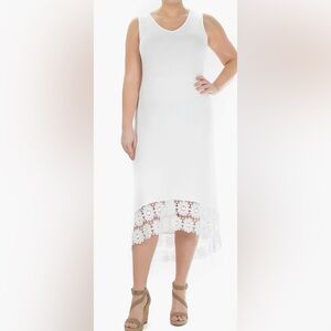Nina Leonard Elegant White Lace Hem Skirt